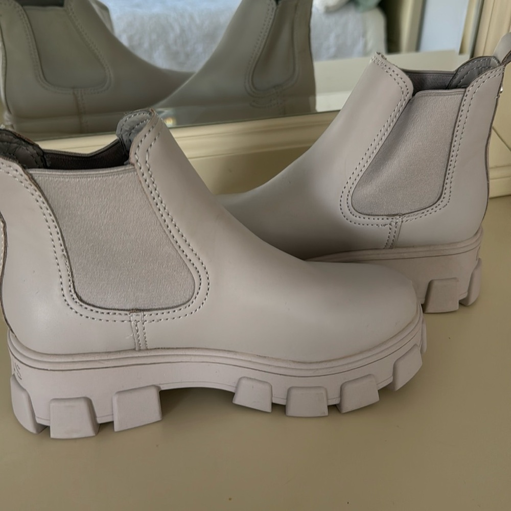 Circus by Sam edleman boot